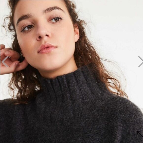 Lou & Grey - Turtle Neck Rib Trim Cape Poncho in Charcoal - size XS - Picture 10 of 10